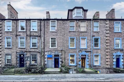 Flat D 142 Nethergate Dundee-5.JPG