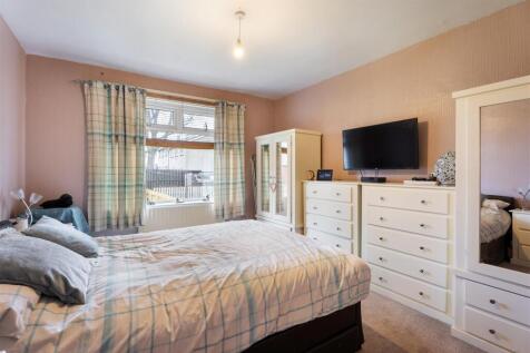 121Burnbank-04.jpg