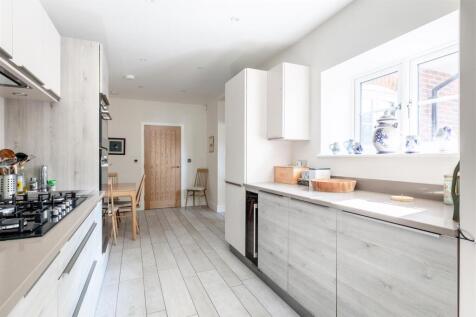 3 Oakfield House-4.jpg