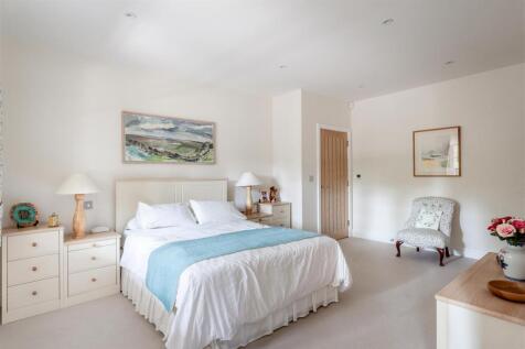 3 Oakfield House-22.jpg