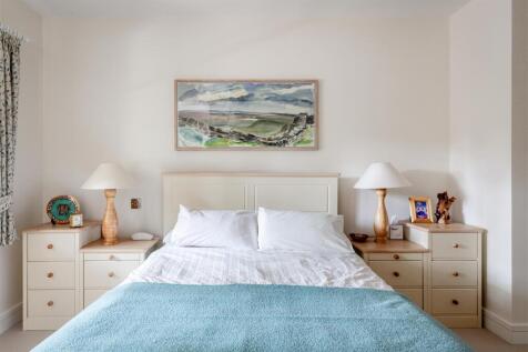 3 Oakfield House-23.jpg