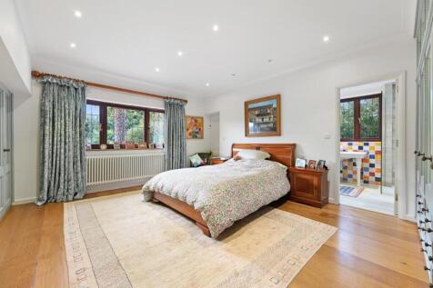TEC - 72 Wykeham Road - Bedroom3 (1).jpg