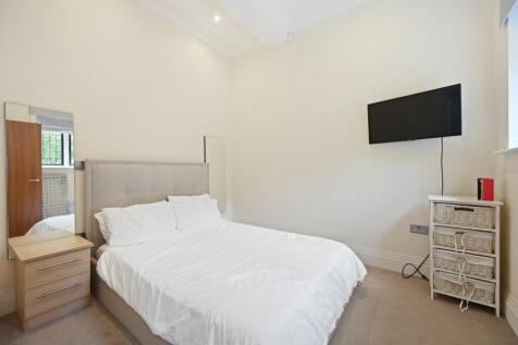 RCTEC- Flat 5 Havana Drive- Bedroom 3 (1).jpg