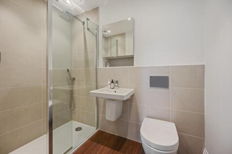 RCTEC- Flat 1, 2 Havana Drive- bedroom C1 (1).jpg