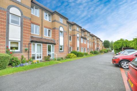 PHOTOS SHOWING GENER