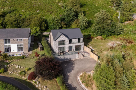 2025-08-07 WALKER &amp; LEWIS-CEFN-64