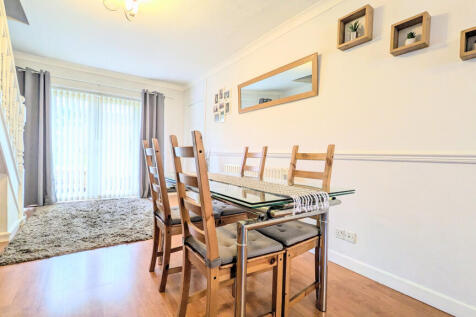 PXL_20251016_110238645.MP~2