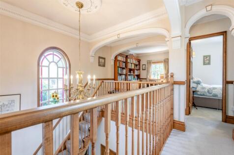 8645957-interior17.jpg