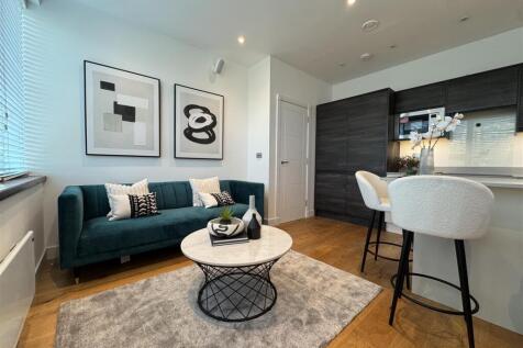 Living room pic 6.jpeg