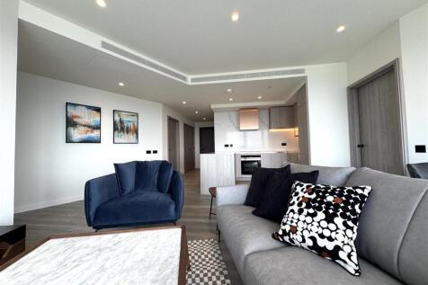Living room pic 2.jpeg