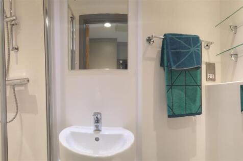 Melbourne ensuite shower room.jpg