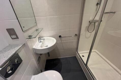 115 PREMIUM STUDIO 5.jpeg