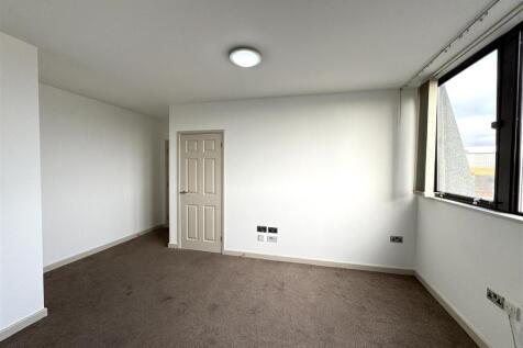 Living room pic 6.jpeg