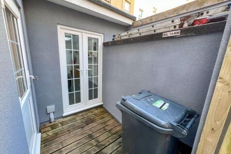 110 Castlemona Avenue, Douglas