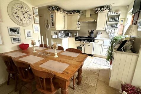 Kitchen diner