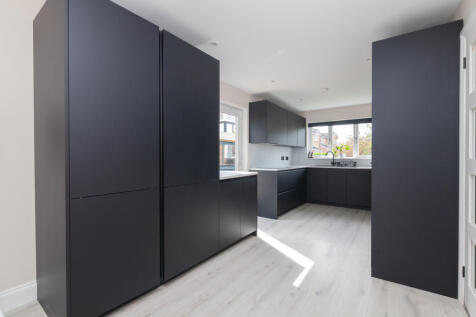 50 Fischer Gardens, Paisley L-20