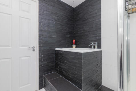 50 Fischer Gardens, Paisley L-45