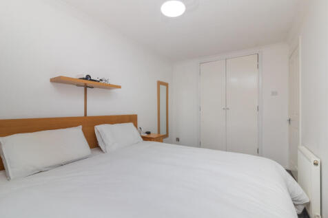 29 sandielands avenue pa8 7bp-23