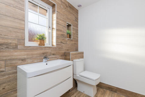 1 deanston park, barrhead L-38