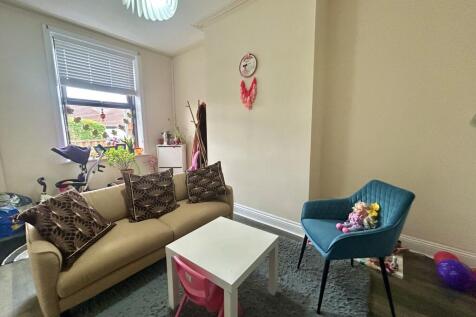 Lounge 1