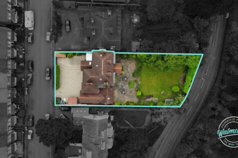 Above (Palmerston to left &amp; Beechwood to right)