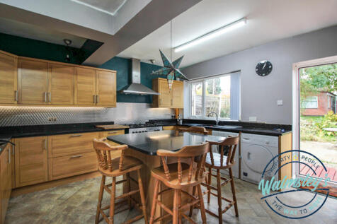 Kitchen breakfast room