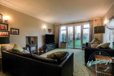 Rear sitting room