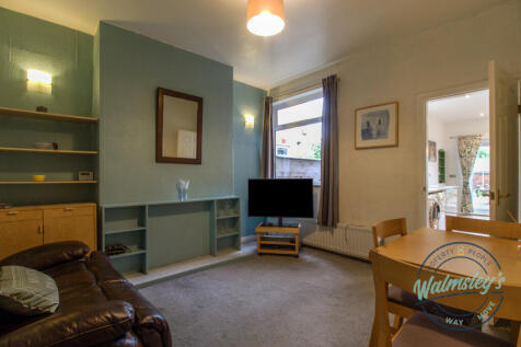 Dining &amp; kitchen beyond