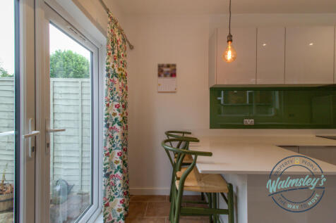French doors to garden from kitchen breakfast room