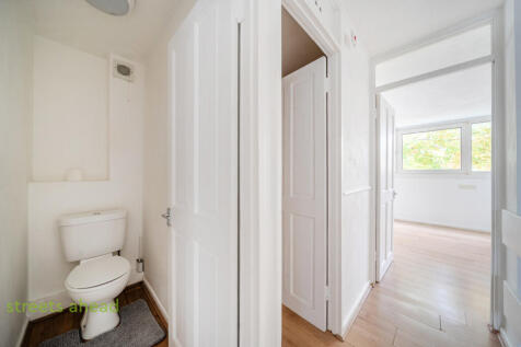 1caa0d90-16f8-442...