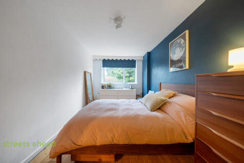 8ff5aef4-3e1c-443...