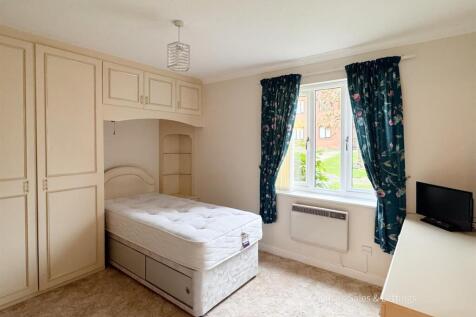 20 Oaktree Ct Kettering-5.jpg