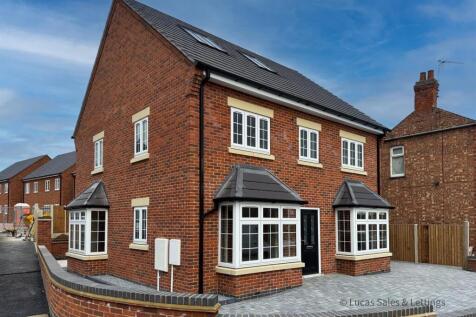 50 Rushton Rd Desborough-5.jpg