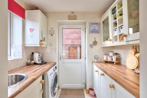 102 Lindisfarne (15).jpg