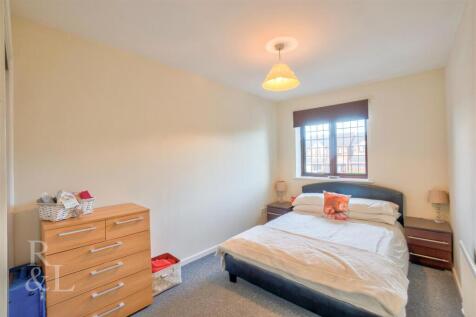 102 Lindisfarne (6).jpg