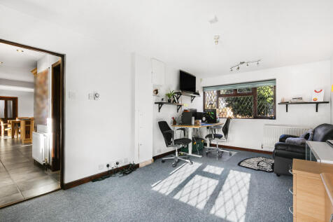 Reception/Studio