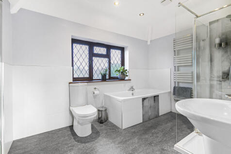 Ensuite Bathroom
