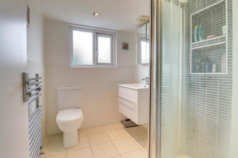 En suite Shower Room