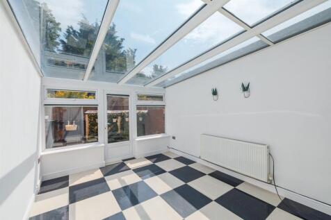 11 Leighton Rd Cottage-19.jpg