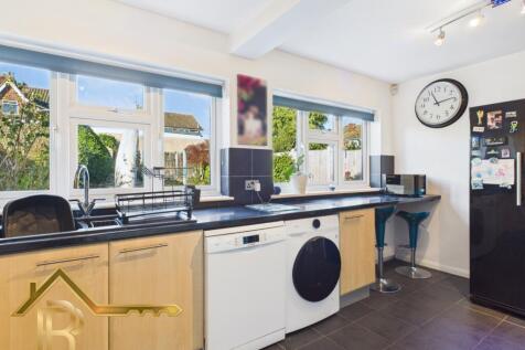 CAM03016G0-PR0046-STILL013