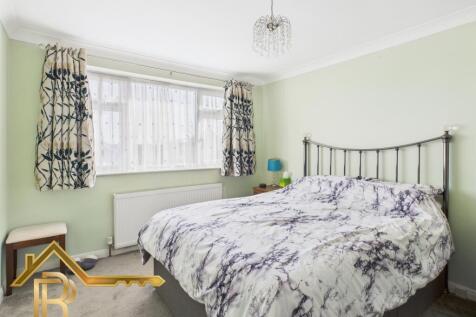 CAM03016G0-PR0046-STILL034