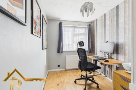 CAM03016G0-PR0046-STILL035