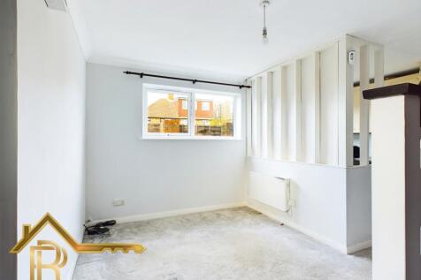 CAM03016G0-PR0028-STILL001