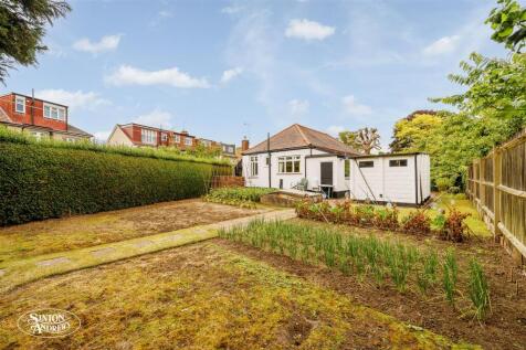 April Cottage, Walmer Gardens-15.jpg