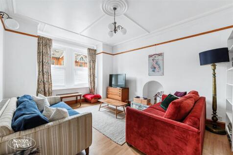 34 Bramley Road-3.jpg