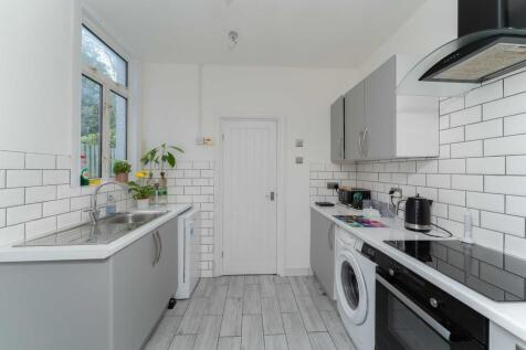 78 Studley Kitch.jpg