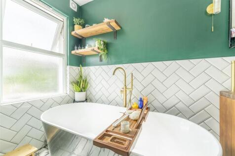 117 SGR Bathroom.jpg