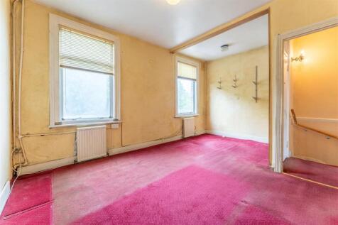 11 Deans Bed 2 and 3.jpg