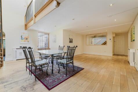 24 Osterley Recp.jpg