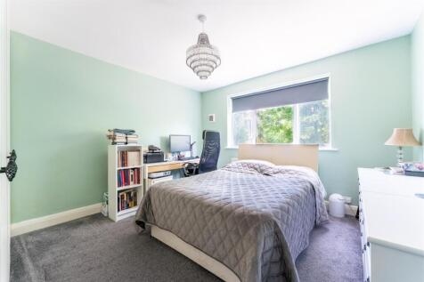 7 Campbell Bed 1.jpg